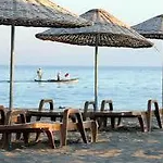 Adahan Hotel *