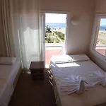 Adahan Hotel *