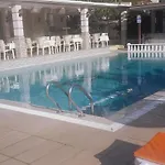 Adahan Hotel *